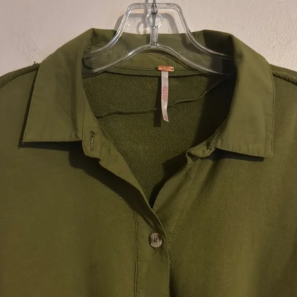 Free People Green Oversized Ruffled Button Down Shirt - Picture 3 of 10